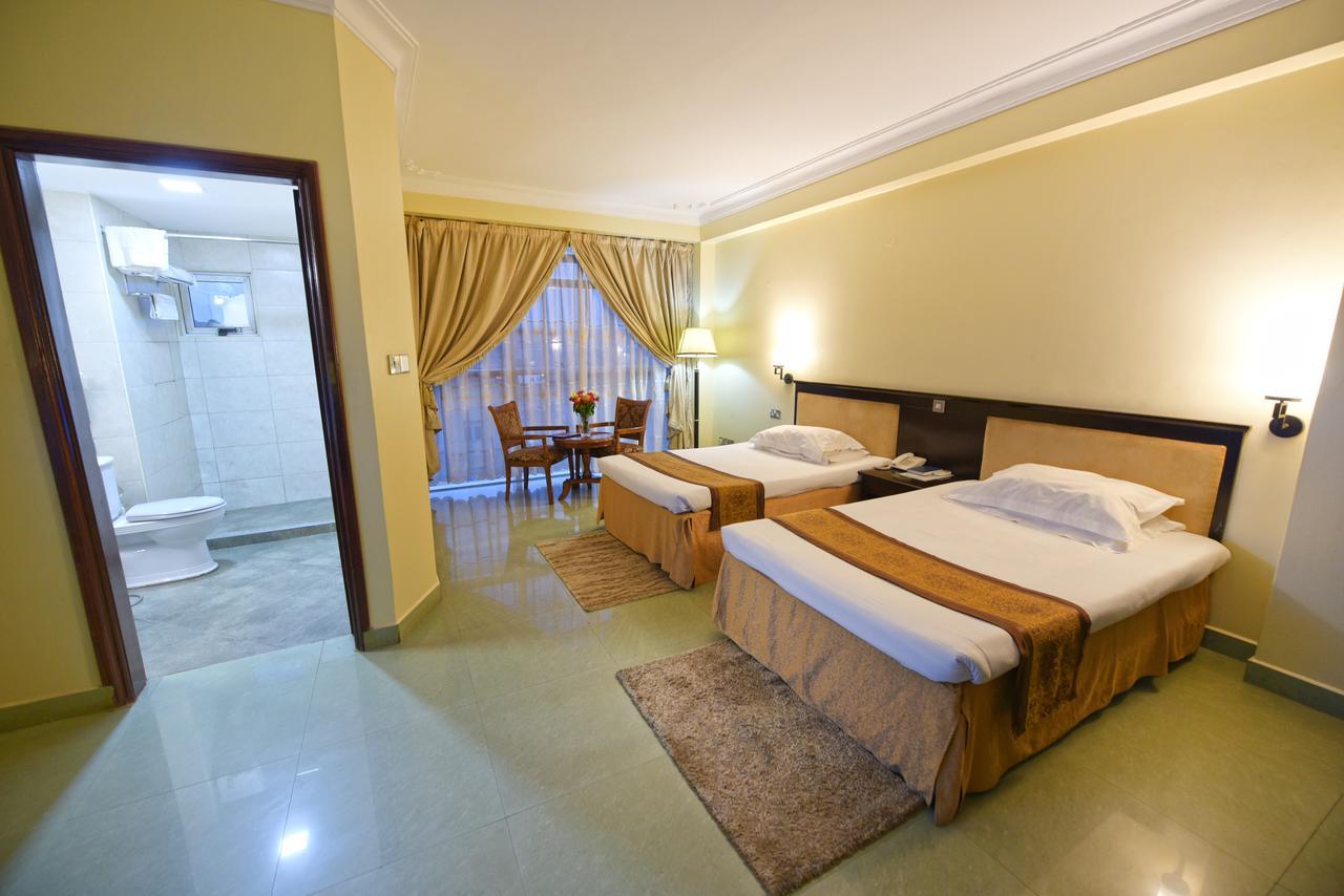 Hotel Sojovalo Kampala Esterno foto